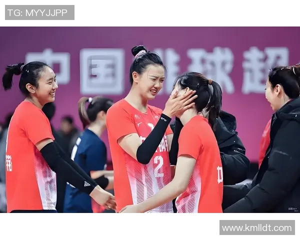 江苏女排与天律女排激战正酣谁能在赛场上笑到最后